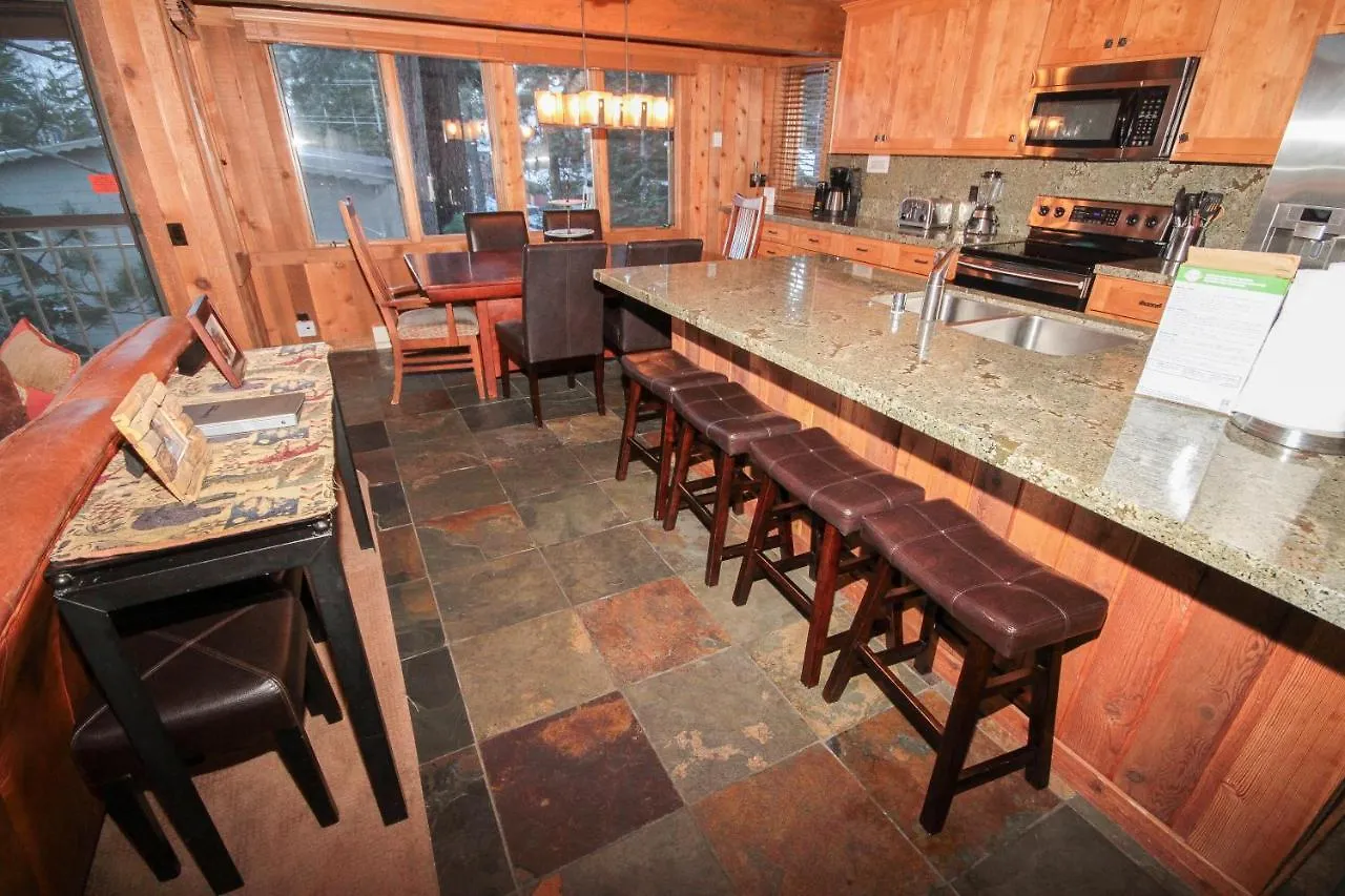 Mountainback #52, Loft, Corner location